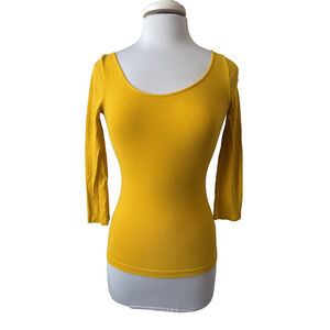 Danoe In Paris Fitted Scoop Neck Tactel Stretch Top Women's OS Mustard Yellow